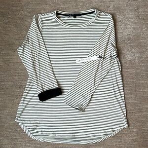 NWT Gibson women’s striped layering tee size XS